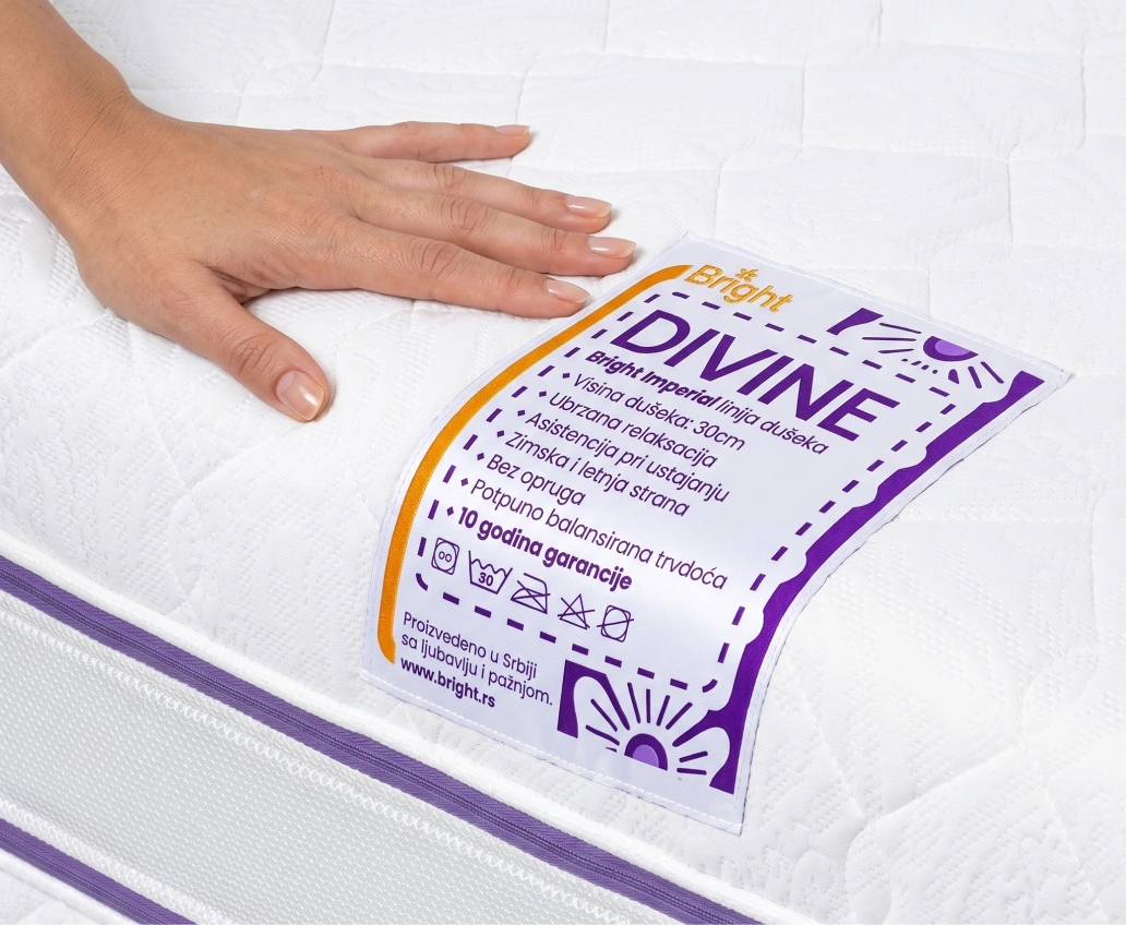 Bright spavaća soba